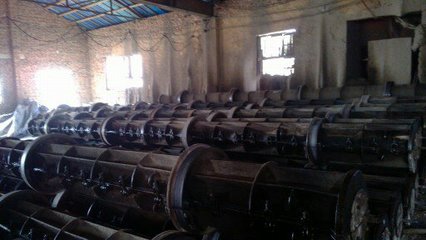 高品質(zhì)水泥電線桿模具圖片展示 山東嘉祥隆泰水泥制品公司供應(yīng)與出售轉(zhuǎn)讓